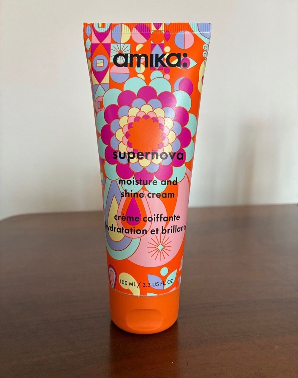 Amika Supernova Moisture and Shine Cream